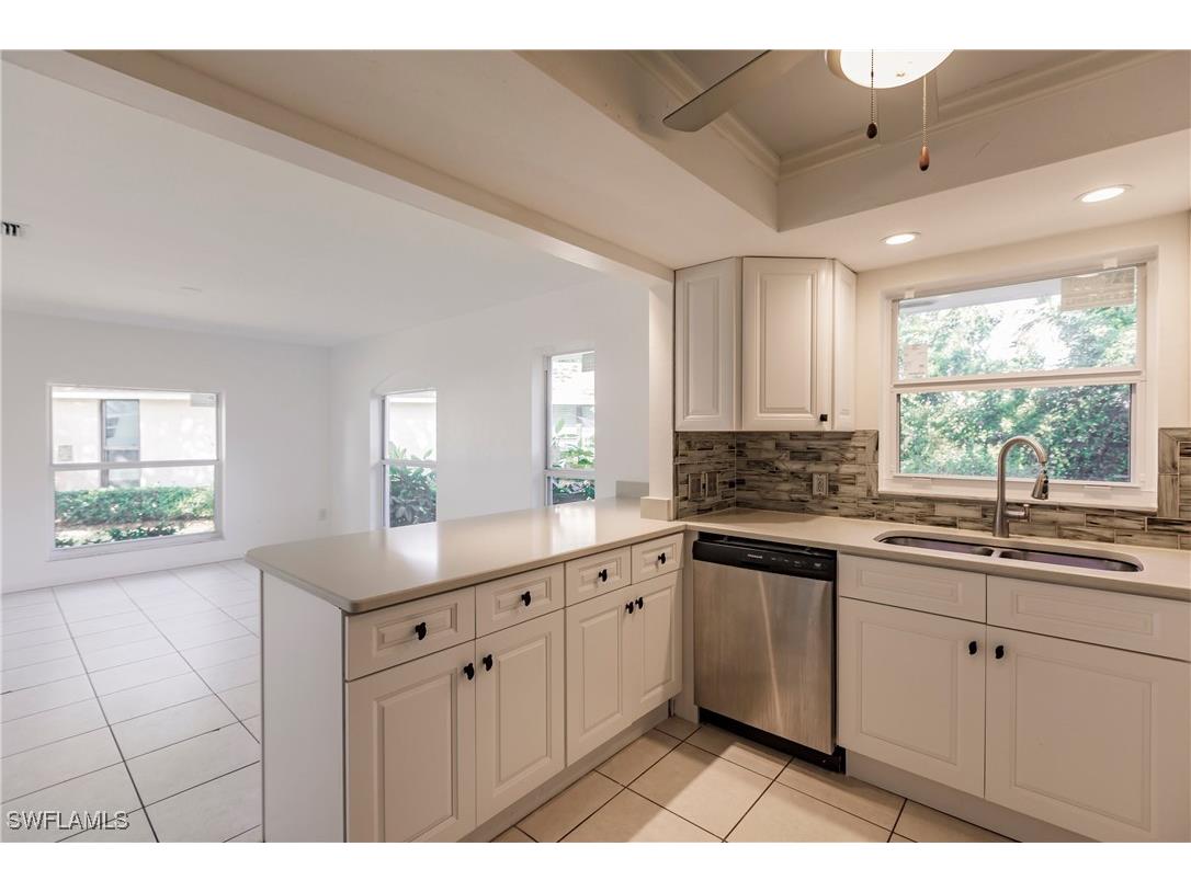 217 Yorkshire Court #2 Naples FL 34112 225062476 image14