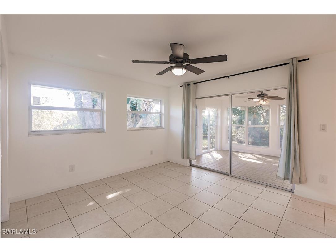 217 Yorkshire Court #2 Naples FL 34112 225062476 image16