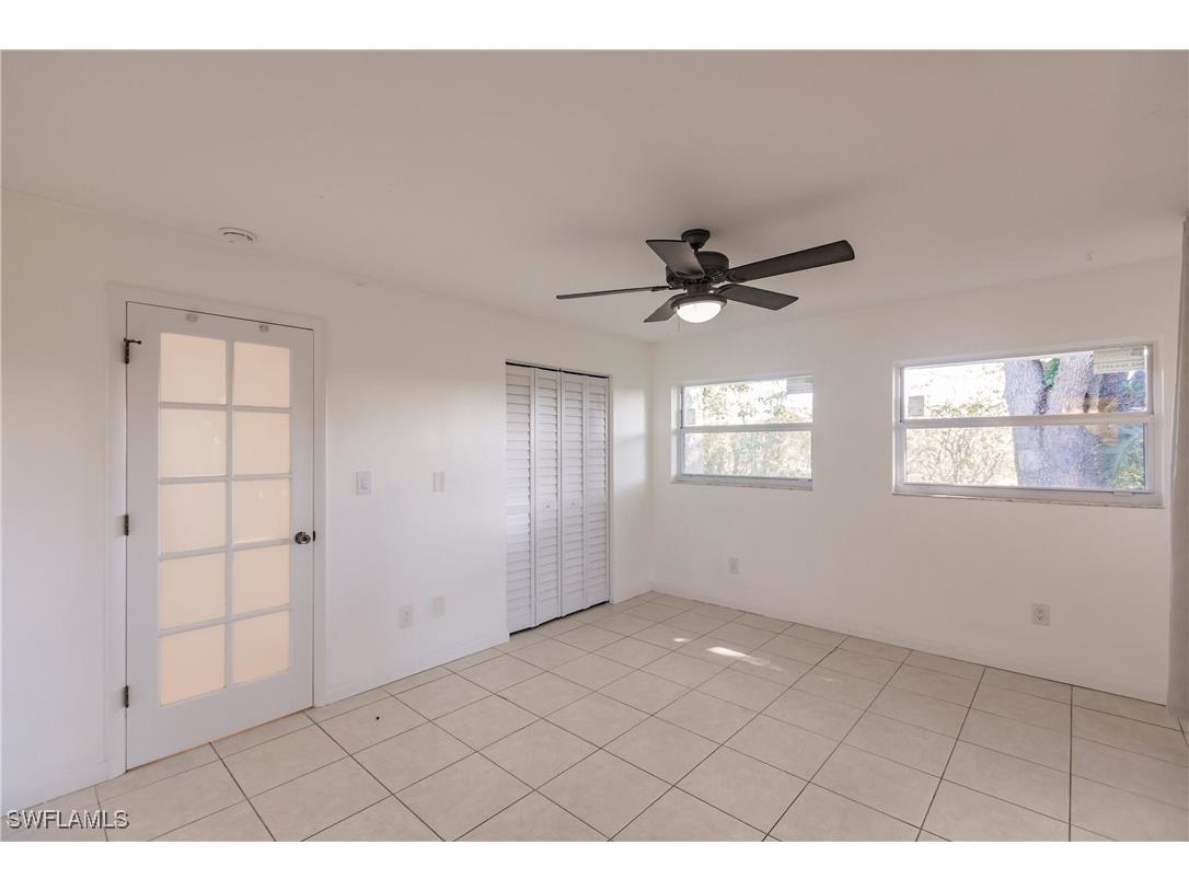 217 Yorkshire Court #2 Naples FL 34112 225062476 image17