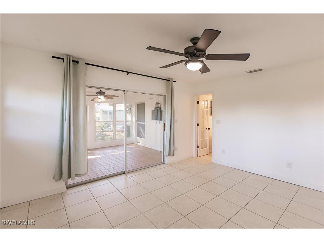 217 Yorkshire Court #2 Naples FL 34112 225062476 image18