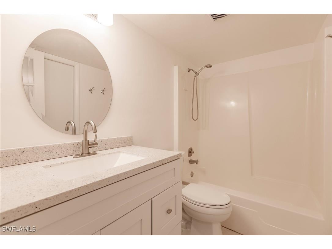 217 Yorkshire Court #2 Naples FL 34112 225062476 image22