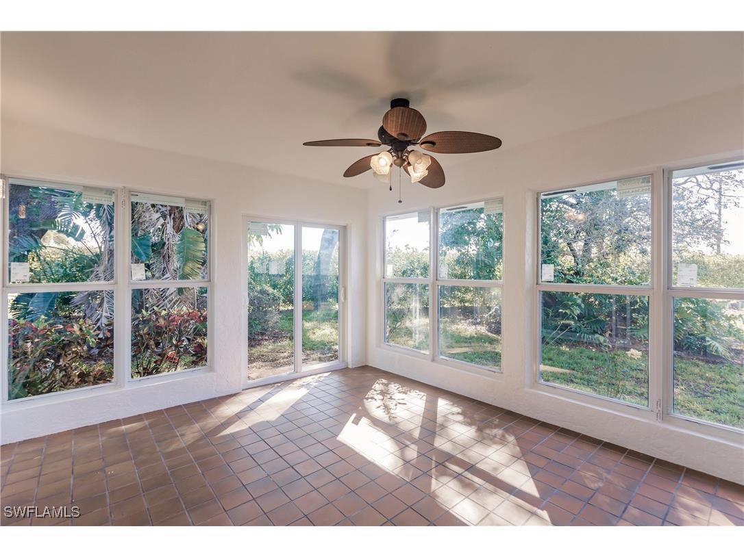 217 Yorkshire Court #2 Naples FL 34112 225062476 image26