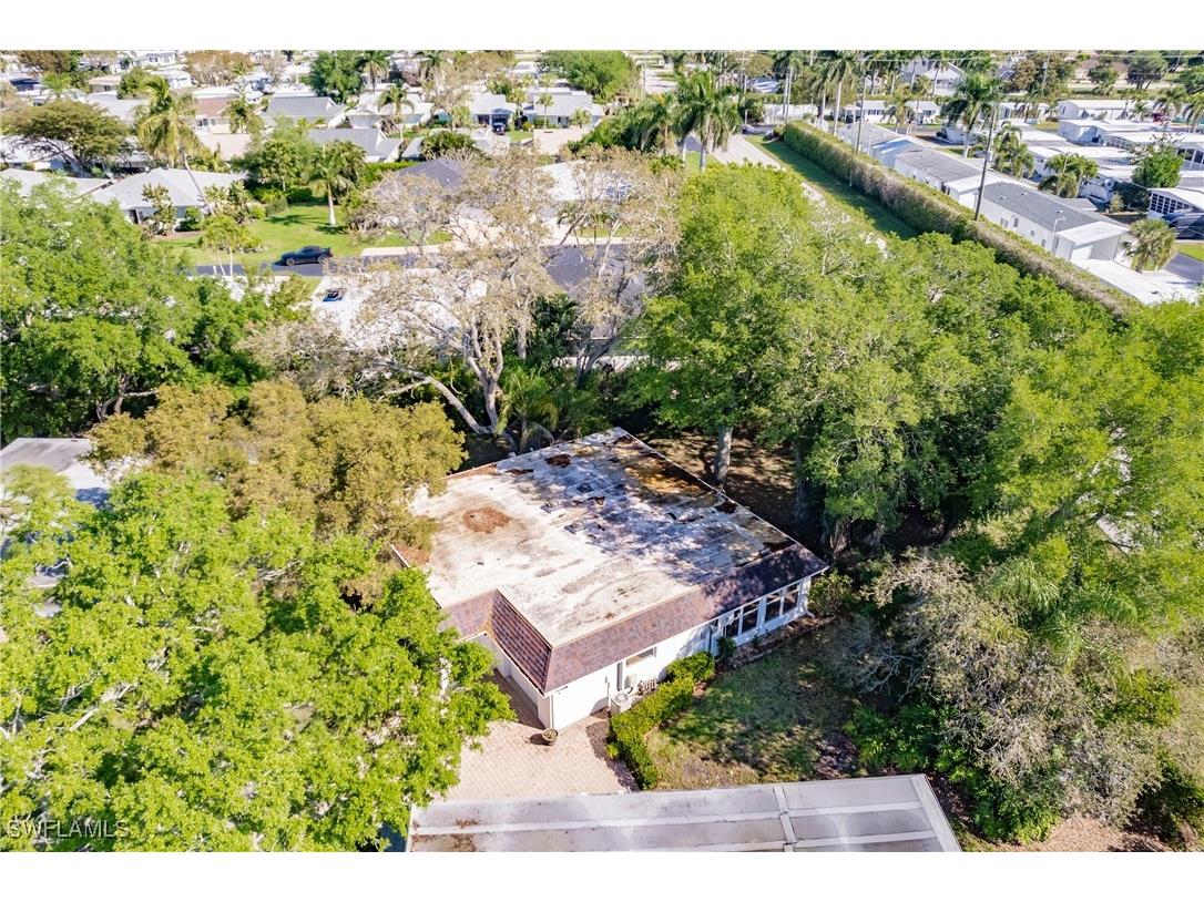 217 Yorkshire Court #2 Naples FL 34112 225062476 image35