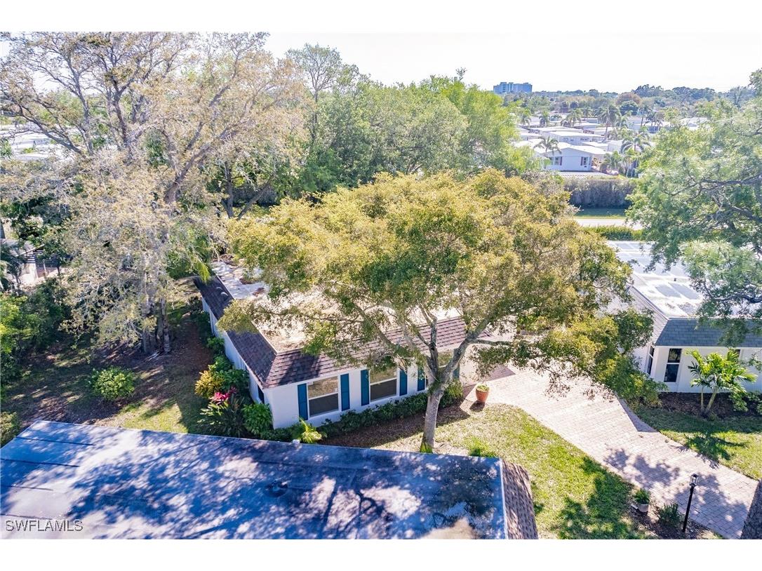 217 Yorkshire Court #2 Naples FL 34112 225062476 image36