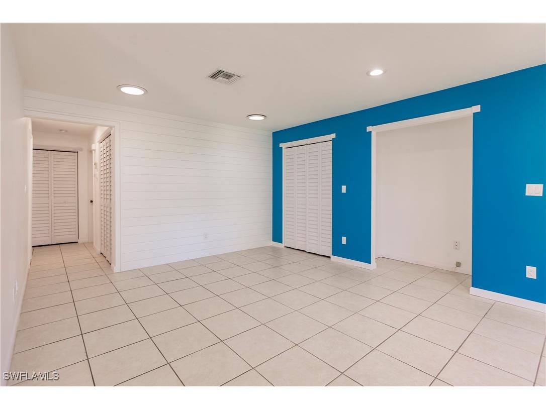 217 Yorkshire Court #2 Naples FL 34112 225062476 image9