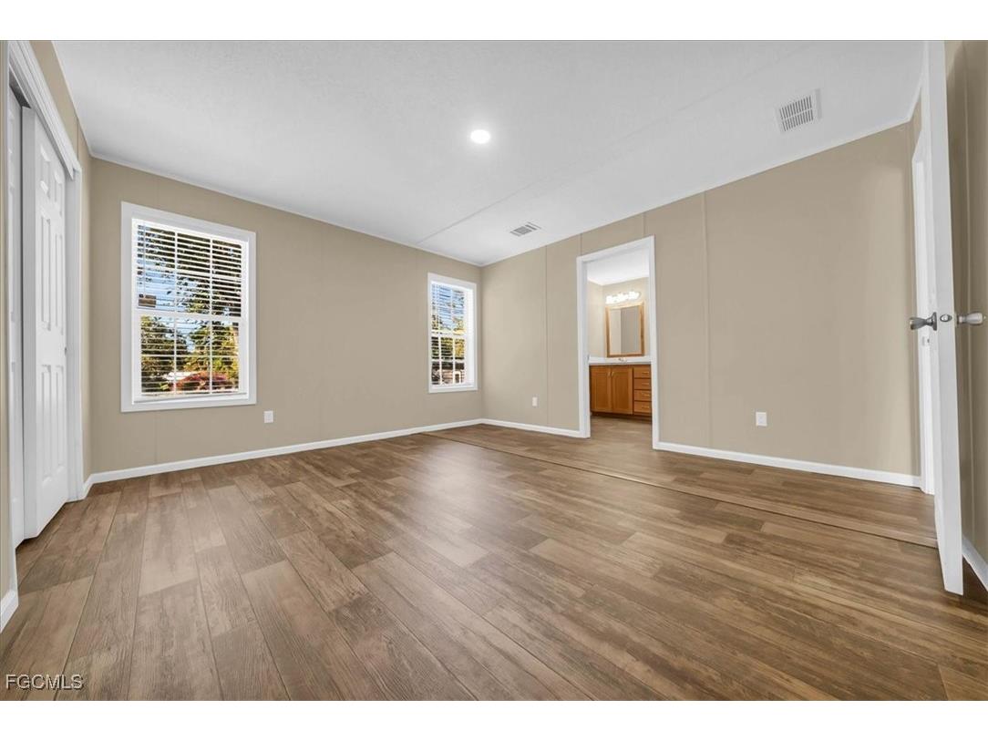 2170 Bahia Lane North Fort Myers FL 33917 2025023987 image18