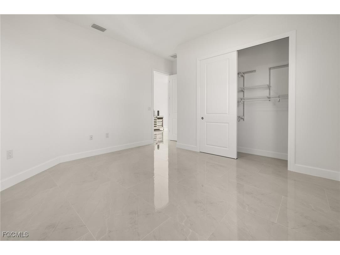 2170 Barbados Avenue Fort Myers FL 33905 2025019516 image10