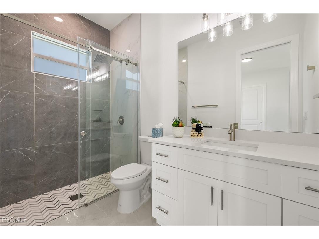 2170 Barbados Avenue Fort Myers FL 33905 2025019516 image11