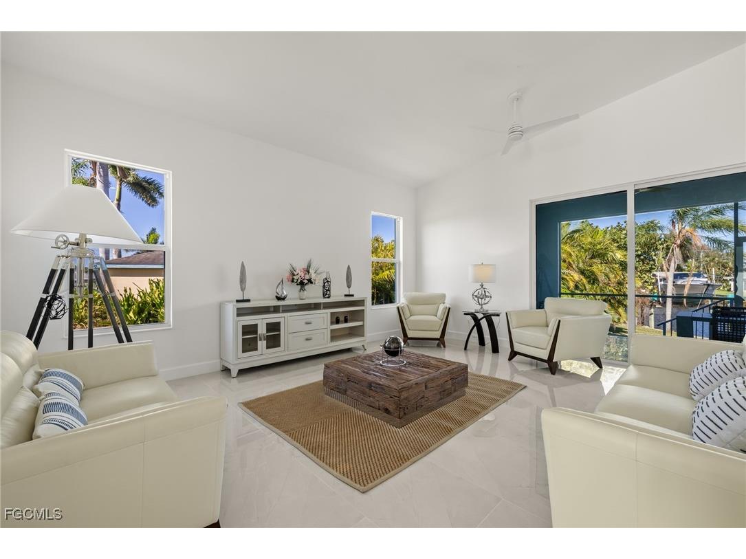 2170 Barbados Avenue Fort Myers FL 33905 2025019516 image20