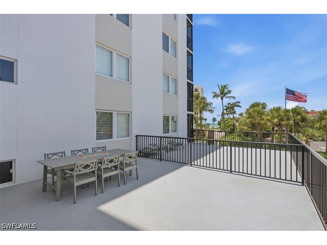 2170 Gulf Shore Boulevard N #24W Naples FL 34102 226023234 image15