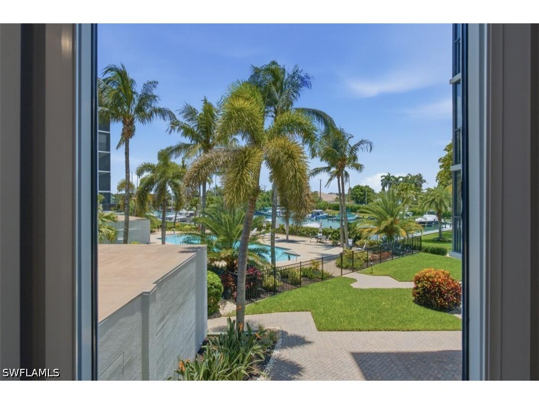 2170 Gulf Shore Boulevard N #24W Naples FL 34102 226023234 image16
