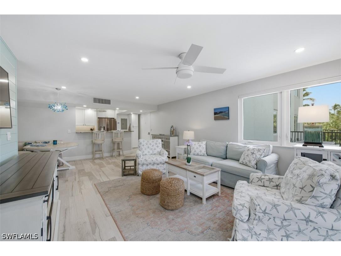 2170 Gulf Shore Boulevard N #24W Naples FL 34102 226023234 image5
