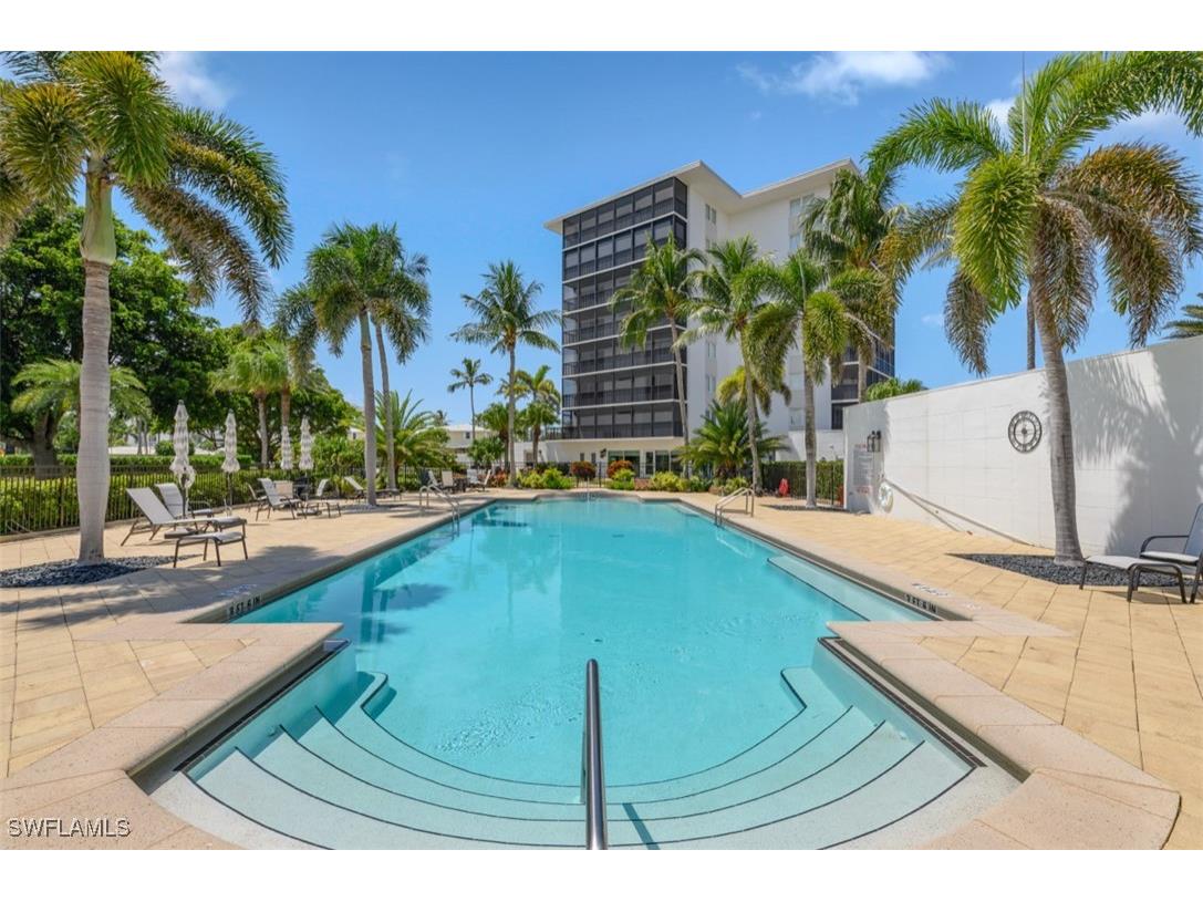 2170 Gulf Shore Boulevard N #41E Naples FL 34102 225069734 image17