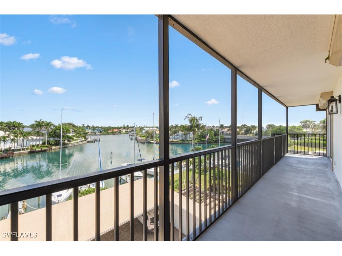 2170 Gulf Shore Boulevard N #44E Naples FL 34102 225069859 image2