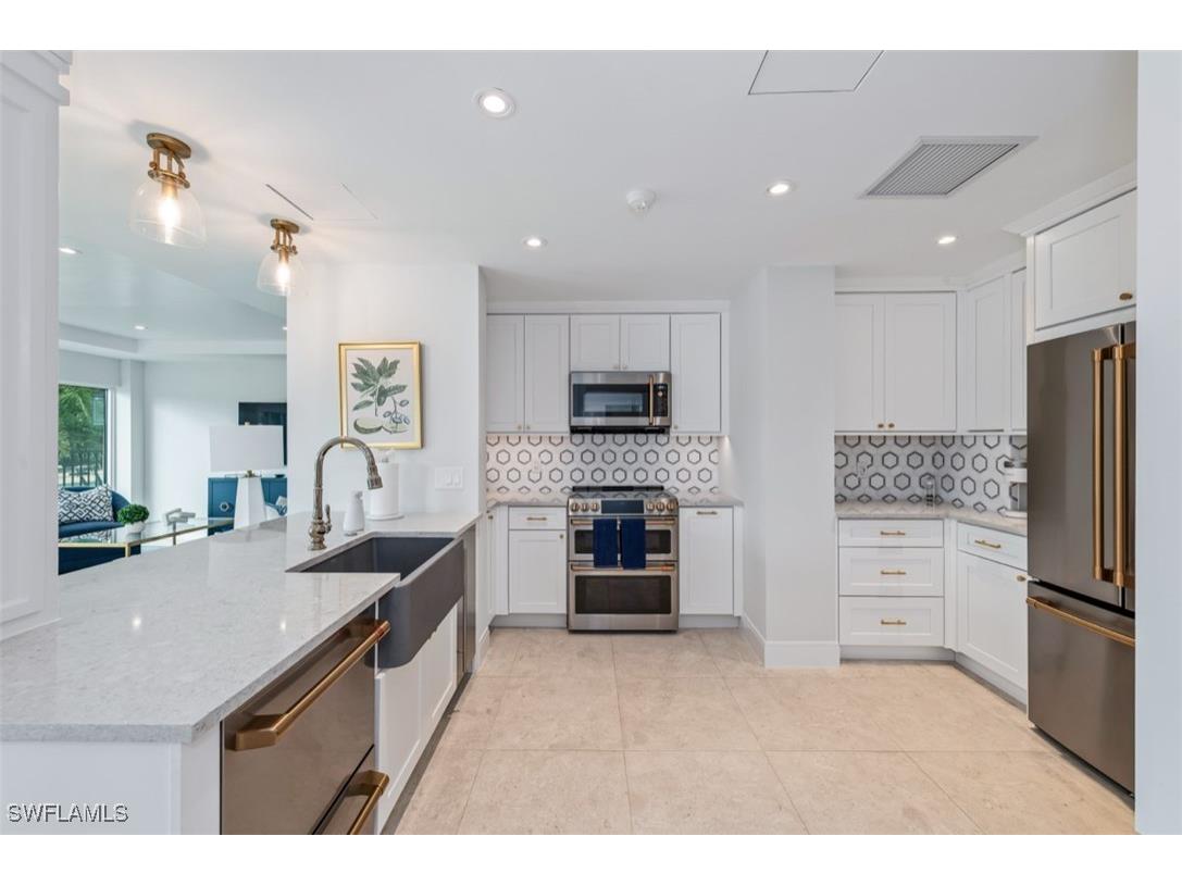 2170 Gulf Shore Boulevard N #44E Naples FL 34102 225069859 image26