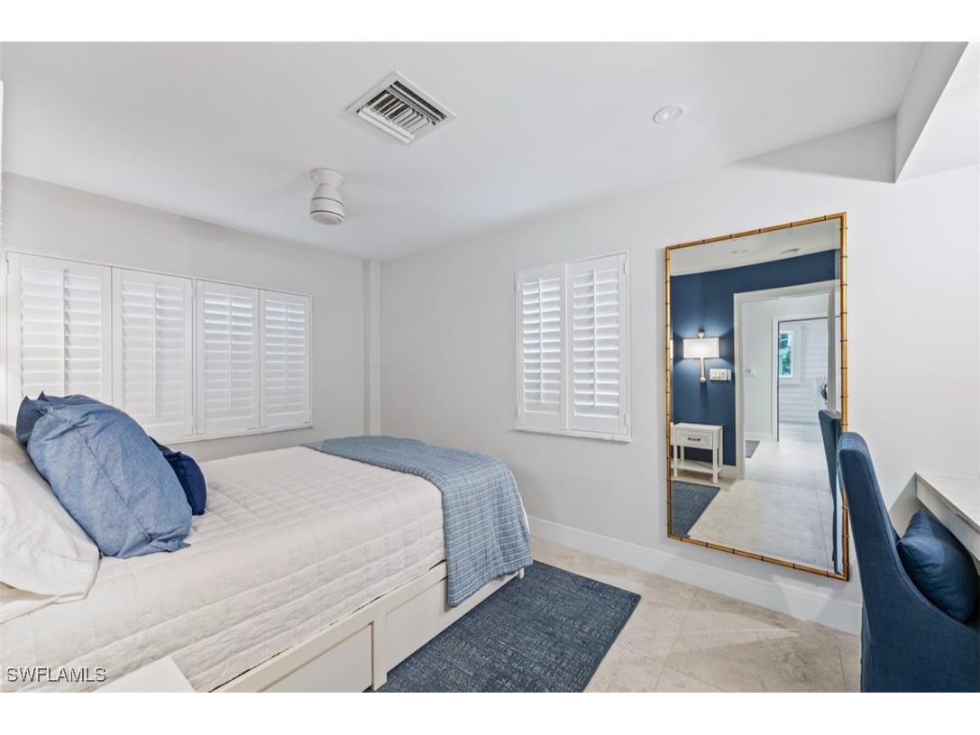 2170 Gulf Shore Boulevard N #44E Naples FL 34102 225069859 image28