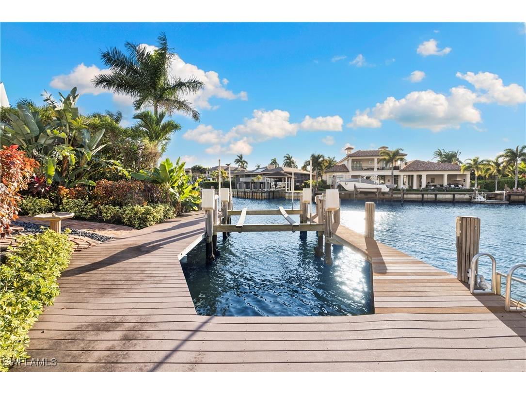 2170 Marina Drive Naples FL 34102 225077448 image16