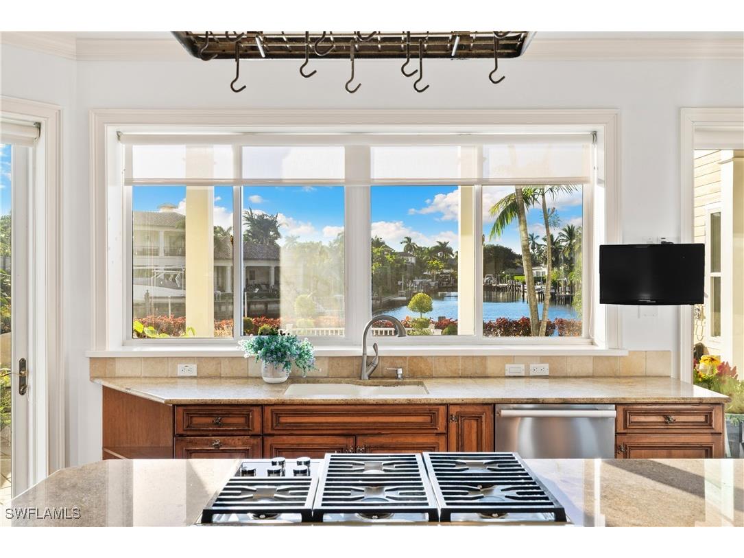 2170 Marina Drive Naples FL 34102 225077448 image30