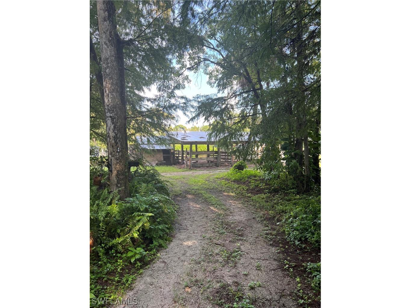 2170 Rock Road Naples FL 34120 223069759 image1