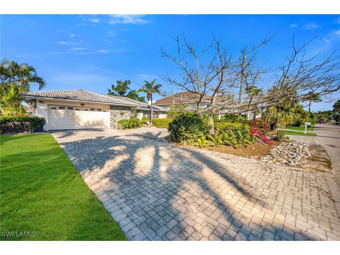 2170 Snook Drive Naples FL 34102 225083336 image10