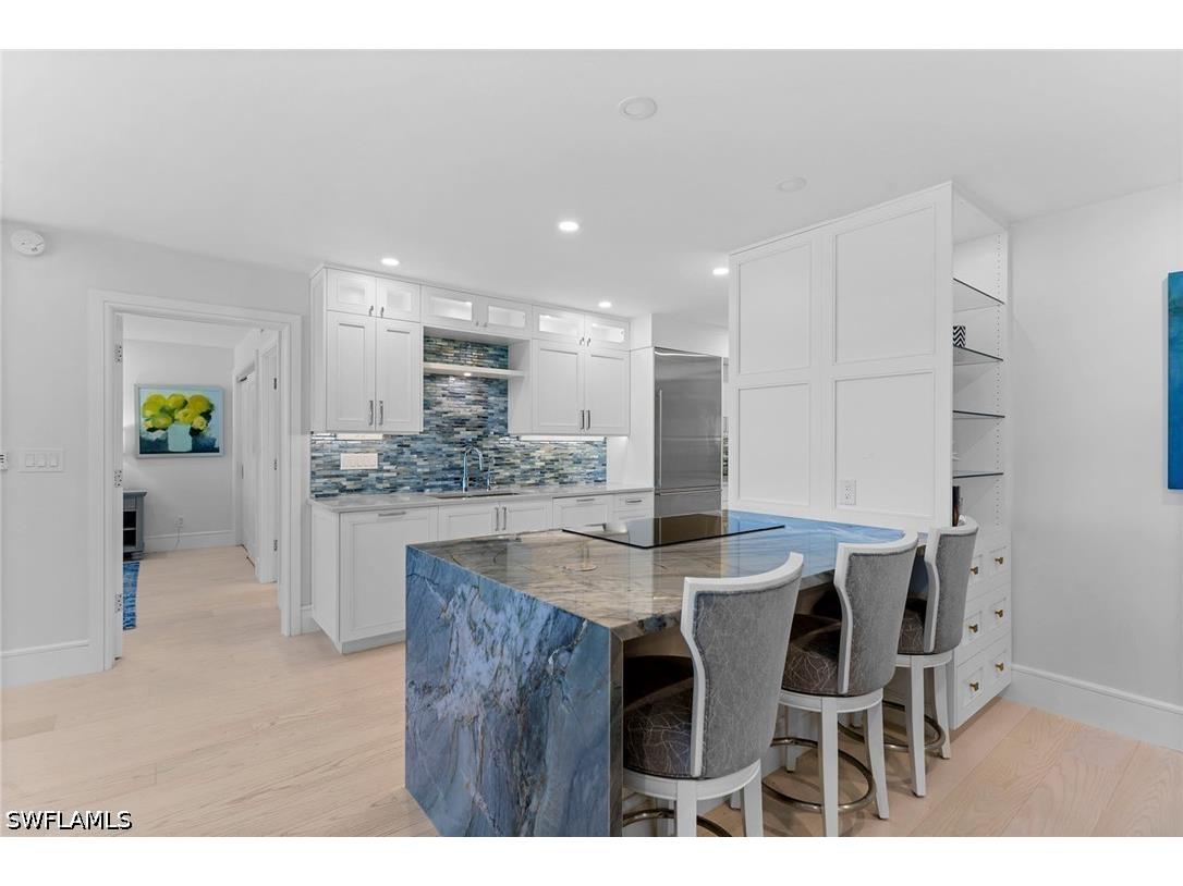 2171 Gulf Shore Boulevard N #603 Naples FL 34102 226013228 image10