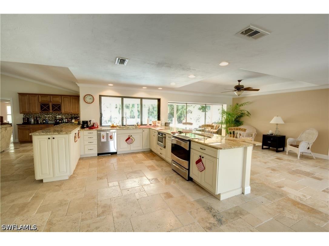 2171 Kings Lake Boulevard Naples FL 34112 226025838 image7
