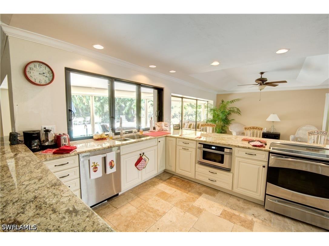 2171 Kings Lake Boulevard Naples FL 34112 226025838 image9