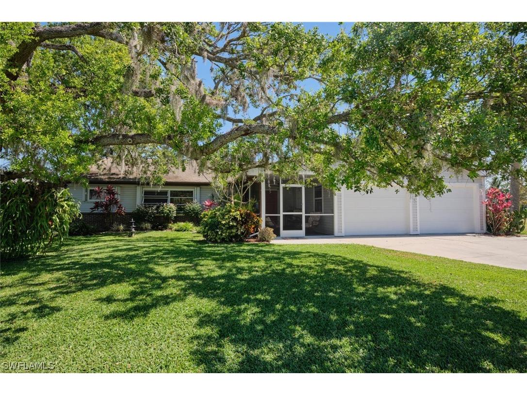 2171 Waylife Court Alva FL 33920 223020135 image1