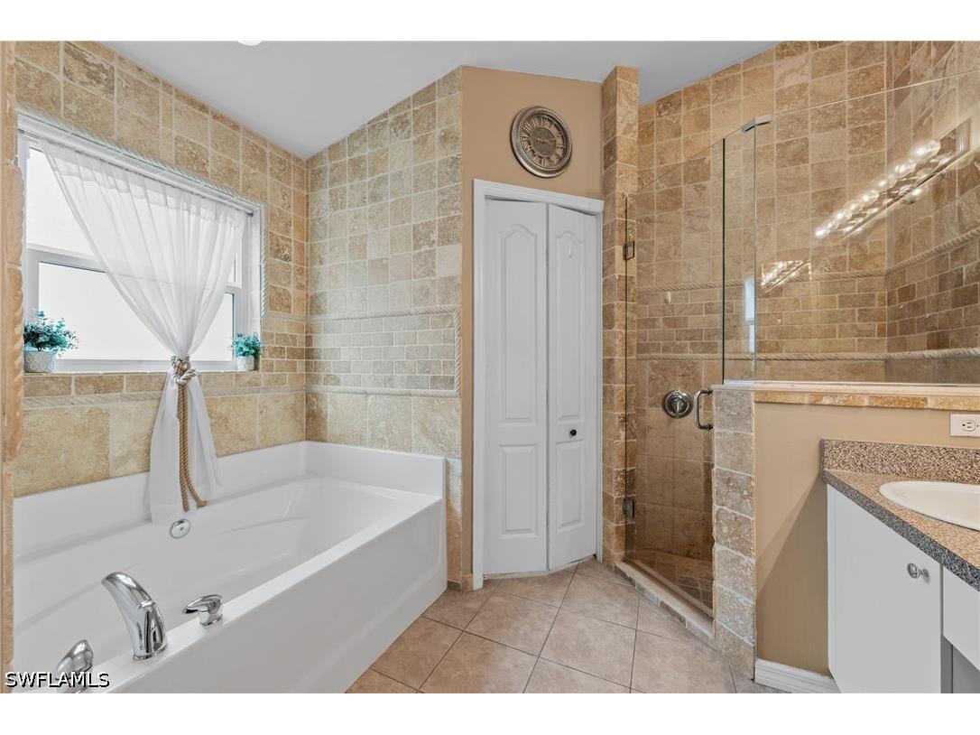 21729 Windham Run Estero FL 33928 226016774 image17