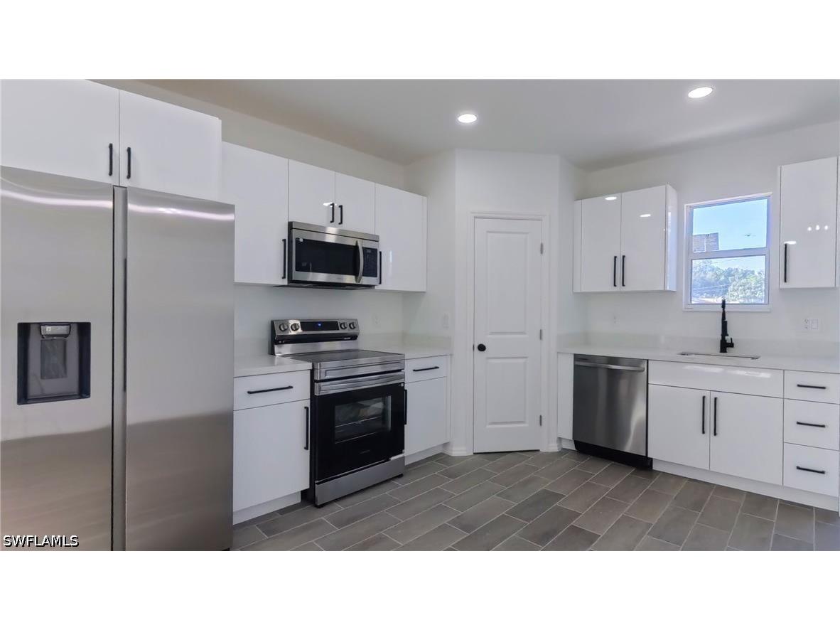 2173 Mitchell Court Fort Myers FL 33916 226021041 image5