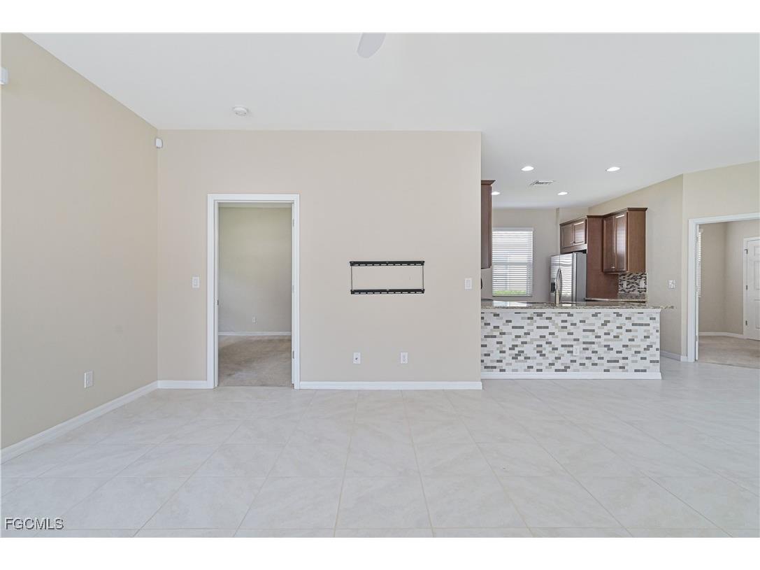 2173 Summersweet Drive Alva FL 33920 2025016884 image10