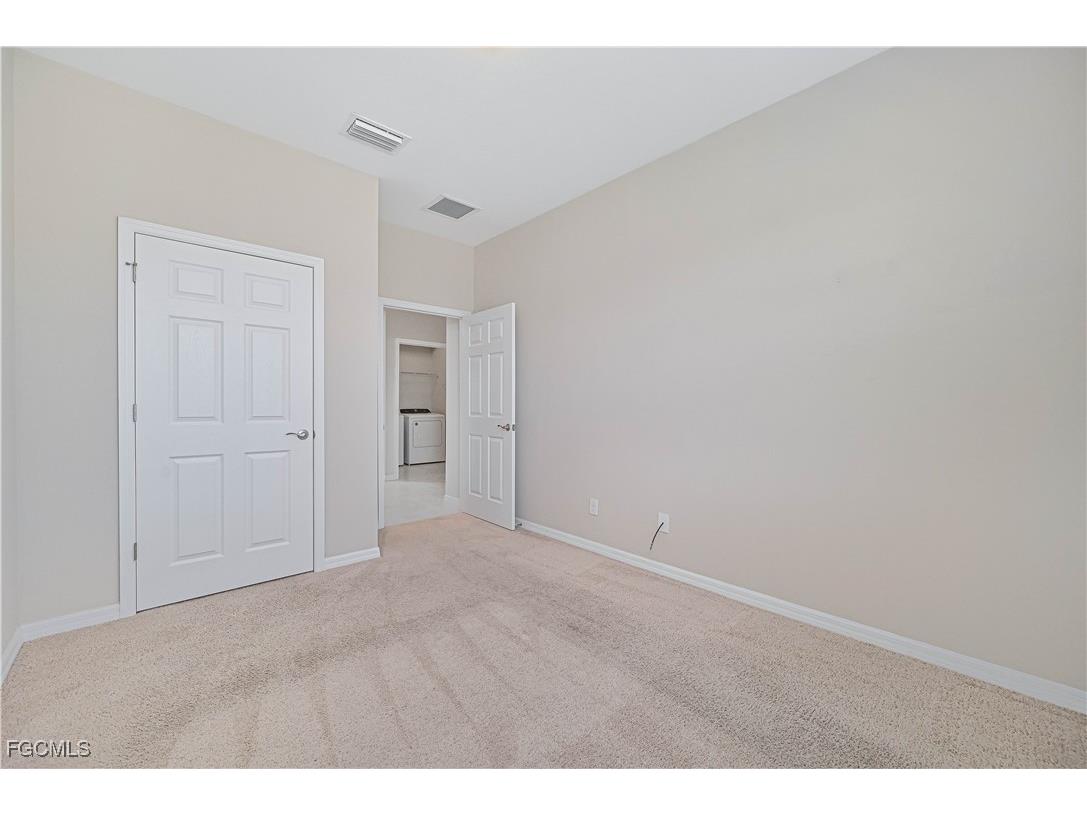 2173 Summersweet Drive Alva FL 33920 2025016884 image24