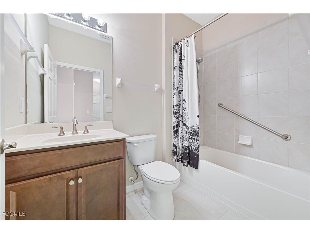 2173 Summersweet Drive Alva FL 33920 2025016884 image25