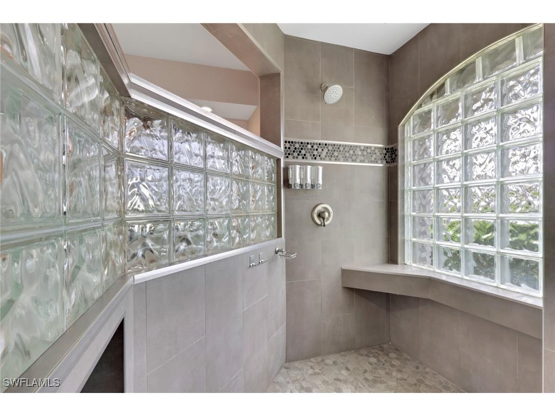 2174 E Crown Pointe Boulevard Naples FL 34112 225084133 image16