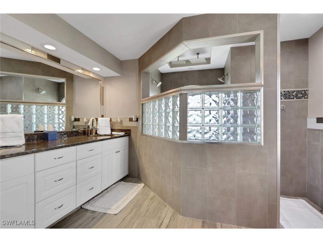 2174 E Crown Pointe Boulevard Naples FL 34112 225084133 image17