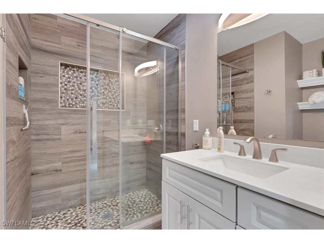 2174 E Crown Pointe Boulevard Naples FL 34112 225084133 image21