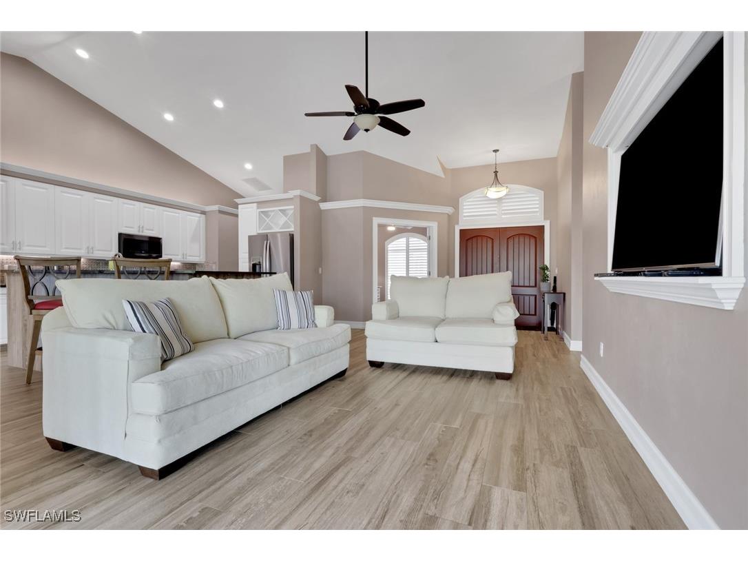 2174 E Crown Pointe Boulevard Naples FL 34112 225084133 image9