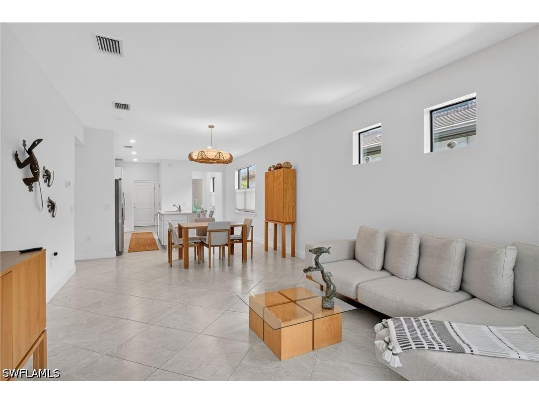 2174 Yellowfin Circle Naples FL 34114 226019332 image10