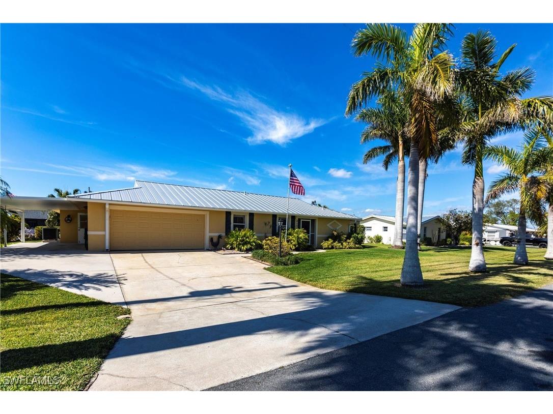 2175 Cape Way North Fort Myers FL 33917 225012201 image1
