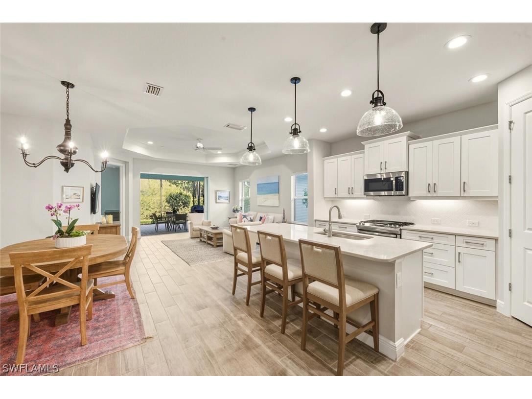 2175 Marquesa Circle Naples FL 34112 226009912 image1