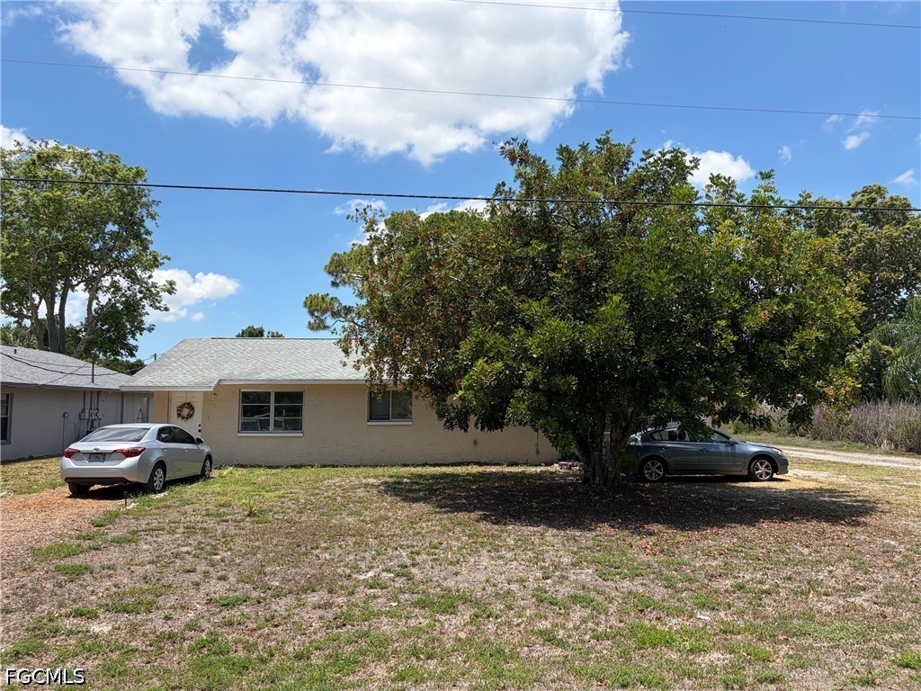 2175 Twin Brooks Road North Fort Myers FL 33917 2026020742 image1
