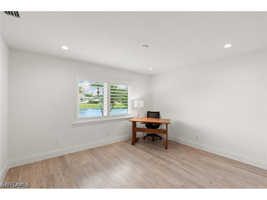 2178 Pine Woods Circle #25 Naples FL 34105 226012801 image30