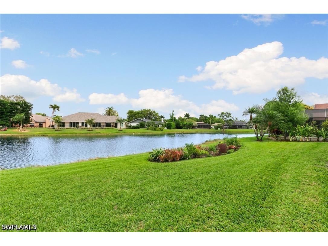 2178 Pine Woods Circle #25 Naples FL 34105 226012801 image42
