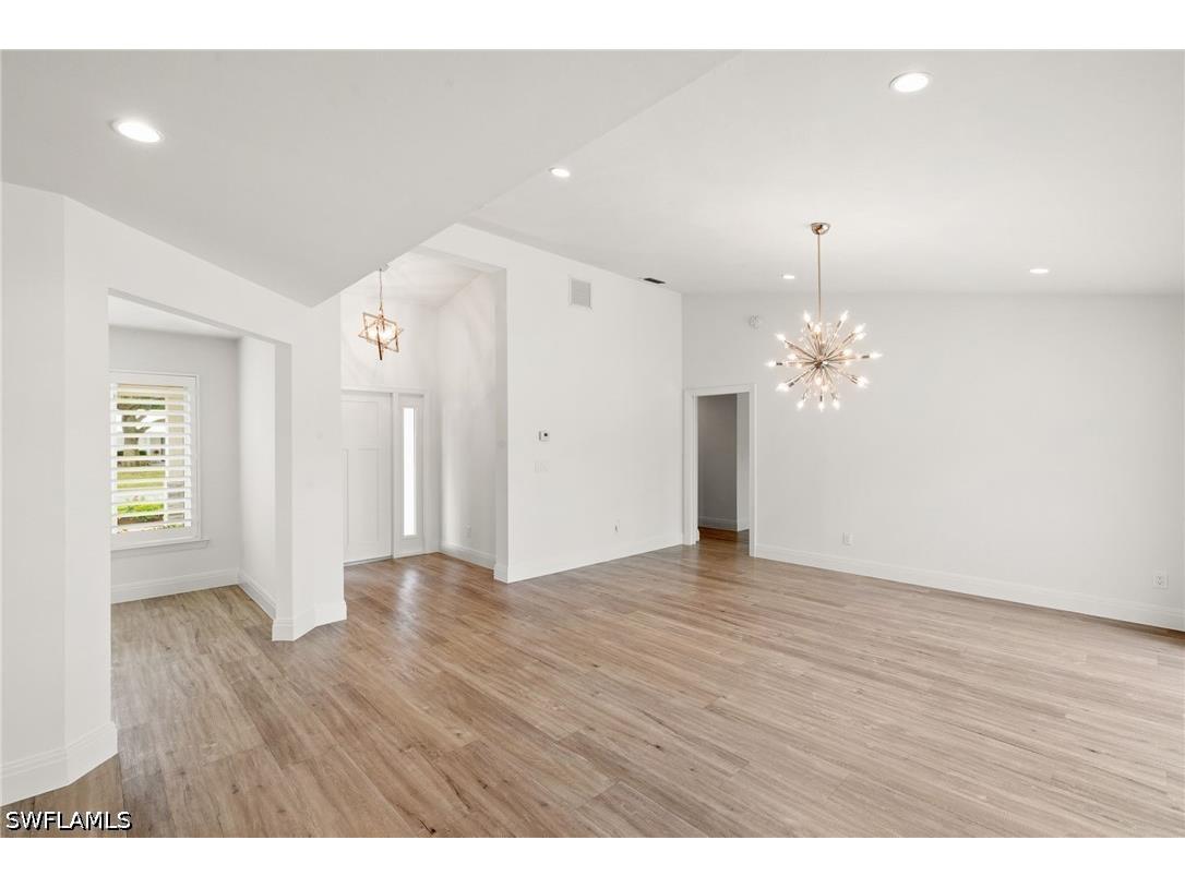 2178 Pine Woods Circle #25 Naples FL 34105 226012801 image9