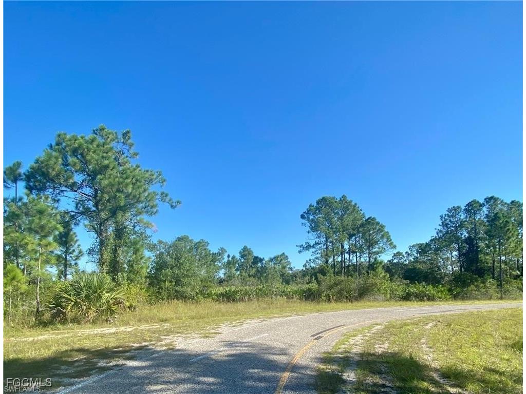 2178 Winnetka Drive Lehigh Acres FL 33972 2026006268 image2