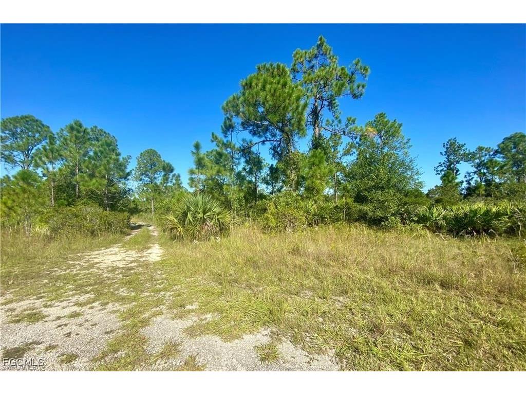 2178 Winnetka Drive Lehigh Acres FL 33972 2026006268 image4