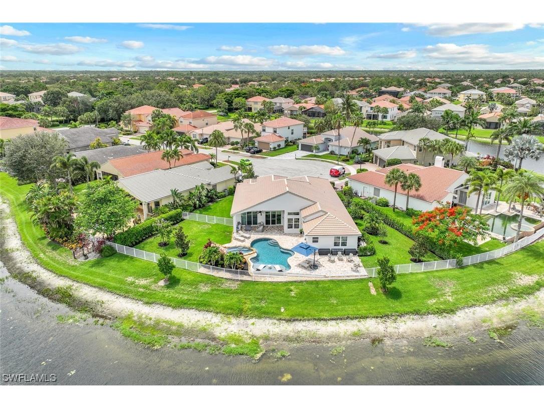 2179 Canary Island Cove Naples FL 34119 223045726 image1