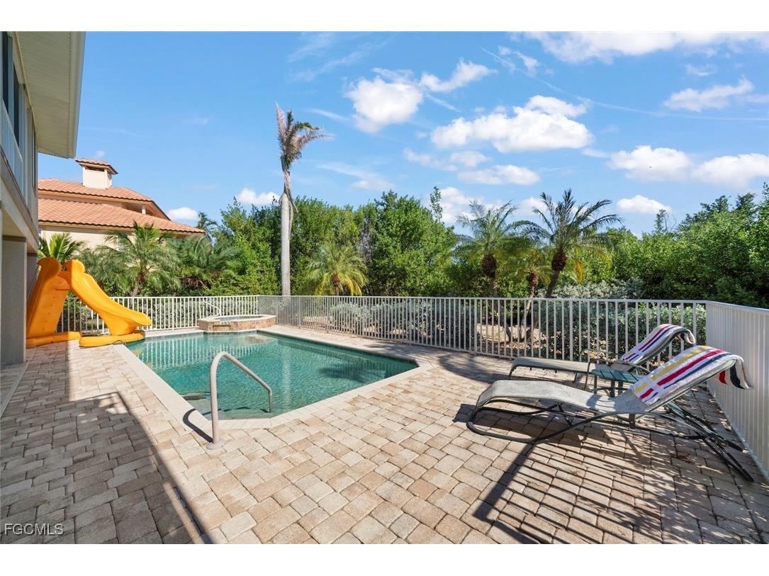 2179 Starfish Lane Sanibel FL 33957 2025017977 image10