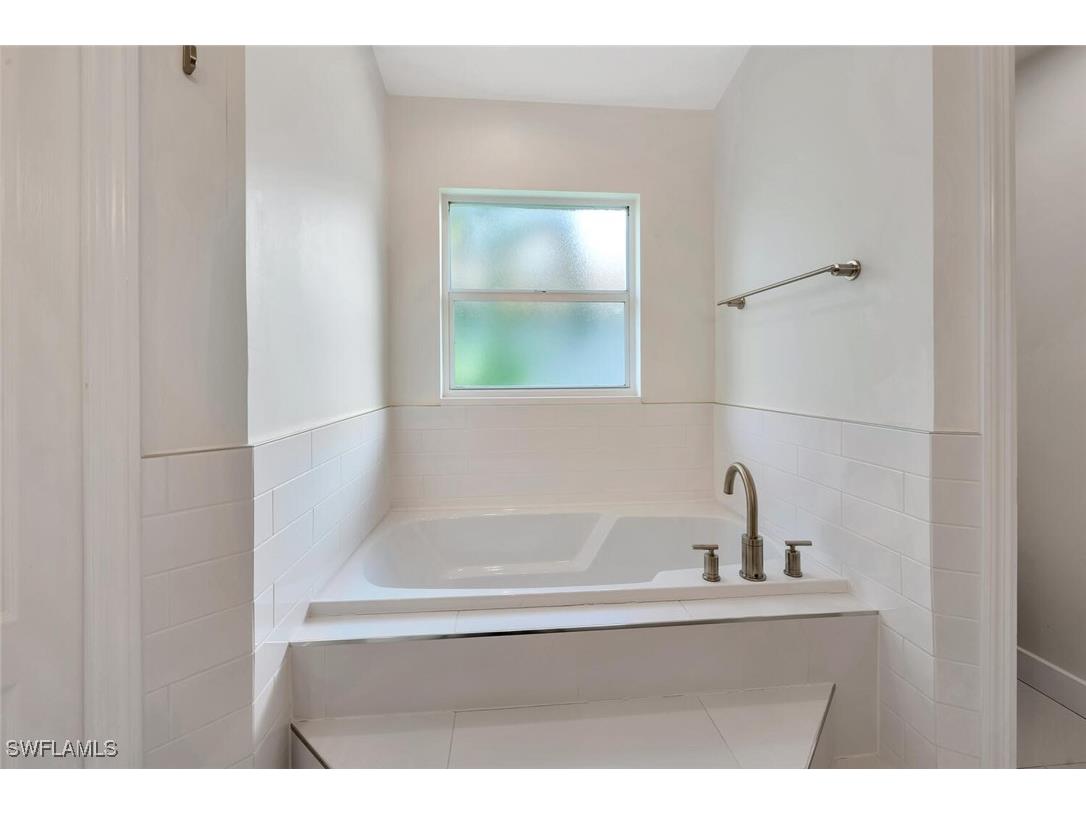 21791 Brixham Run Loop Estero FL 33928 225082859 image24