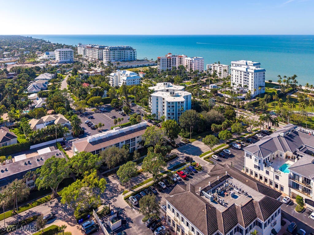 218 Banyan Boulevard #218 Naples FL 34102 225081544 image15